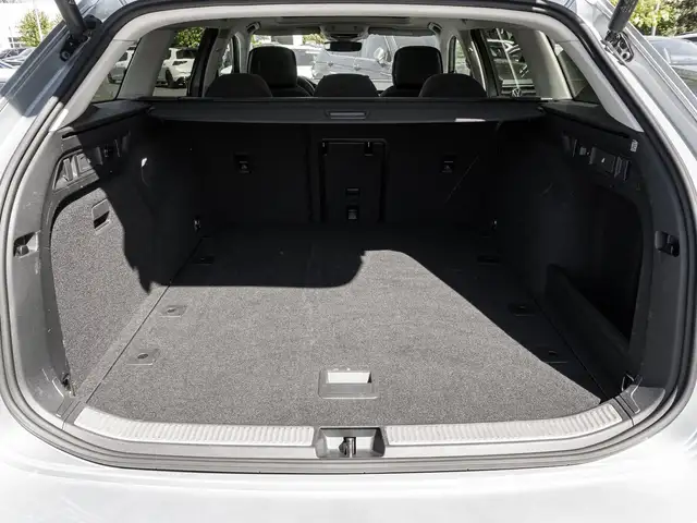 Skoda Superb view 18