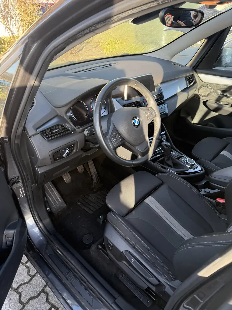 BMW 216 216d Active Tourer - 1