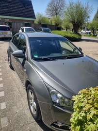 Cruze 1.6 LT