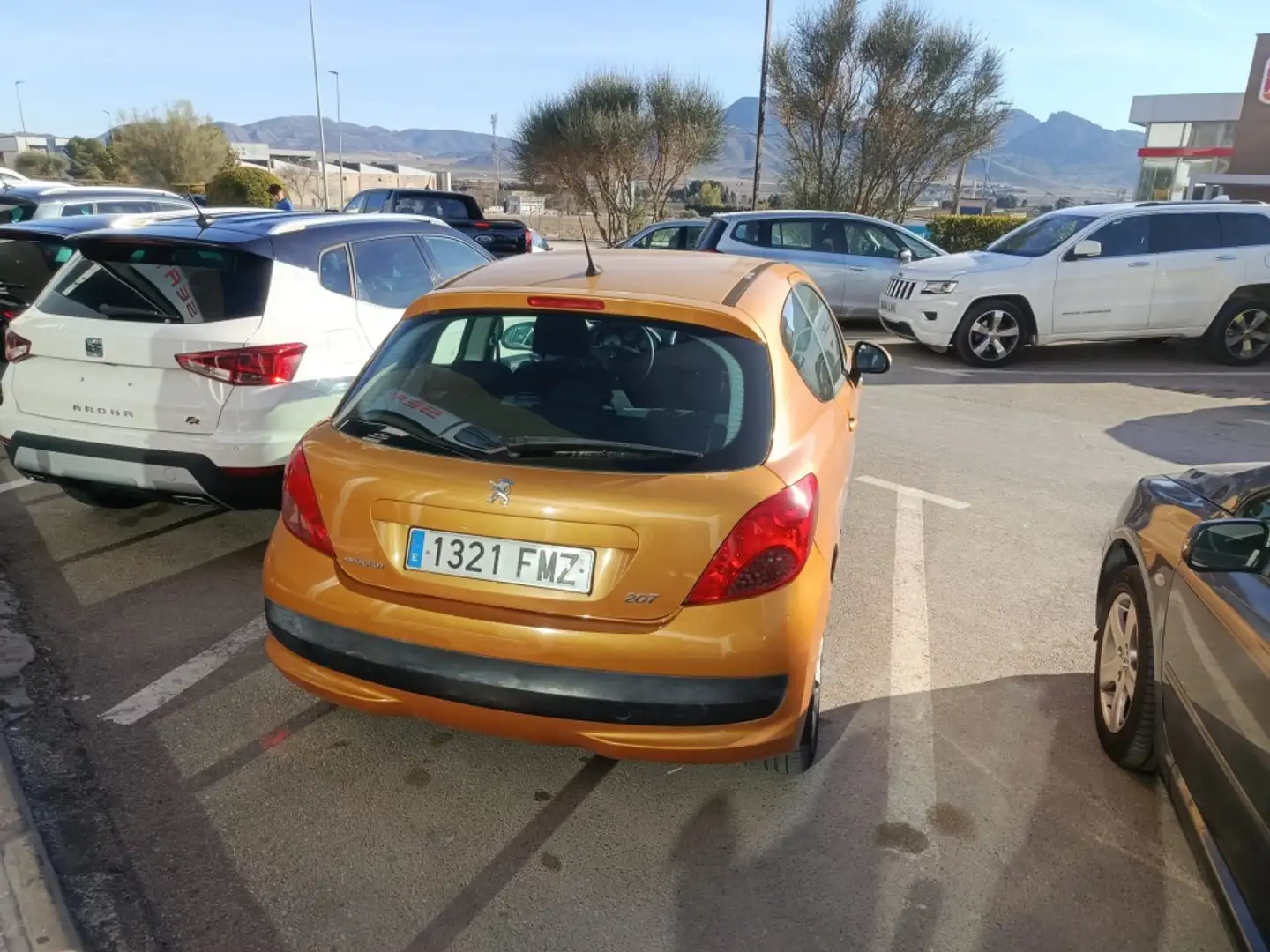 Peugeot 207 1.4i X-Line 75 Naranja - 2