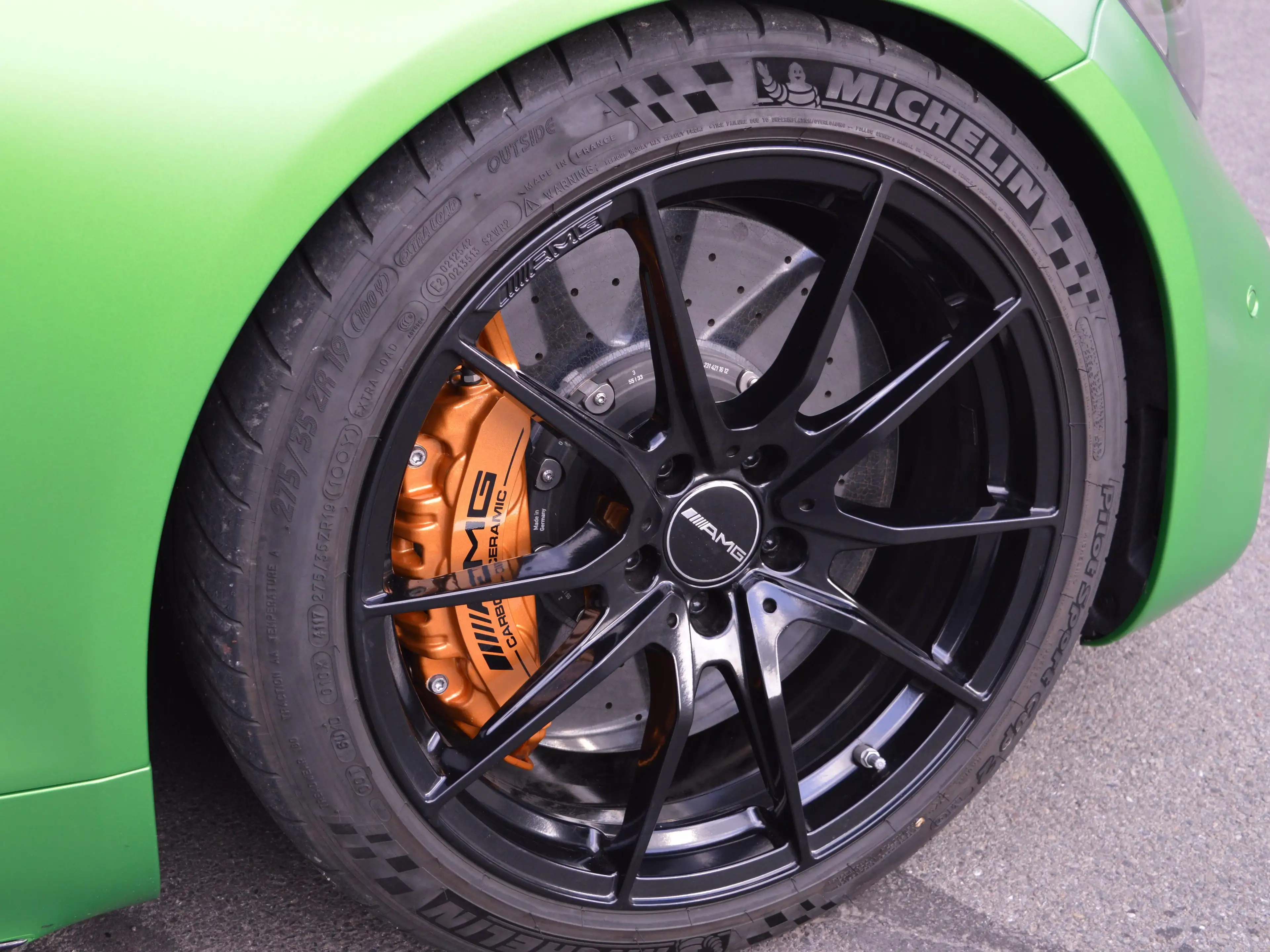 Mercedes-Benz AMG GT R 4.0 V8 BiTurbo - 6.000 km - Carbon roof - Ceramic brakes — photo 9