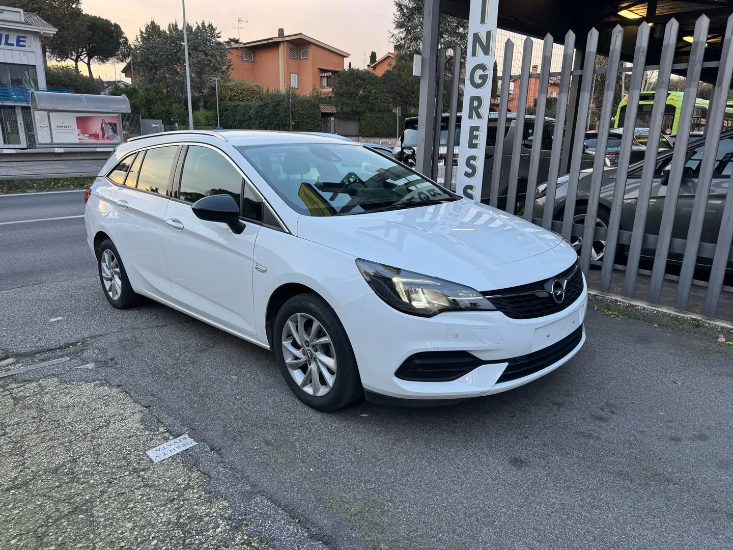 Opel Astra Sports Tourer 1.5 cdti Dynamic 122cv auto - 1