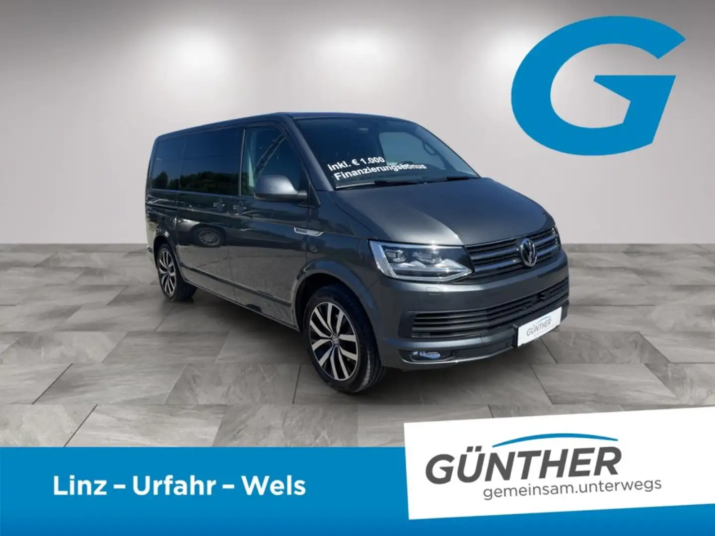 Volkswagen T6 Multivan Trendline 2.0 TDI Grau - 2