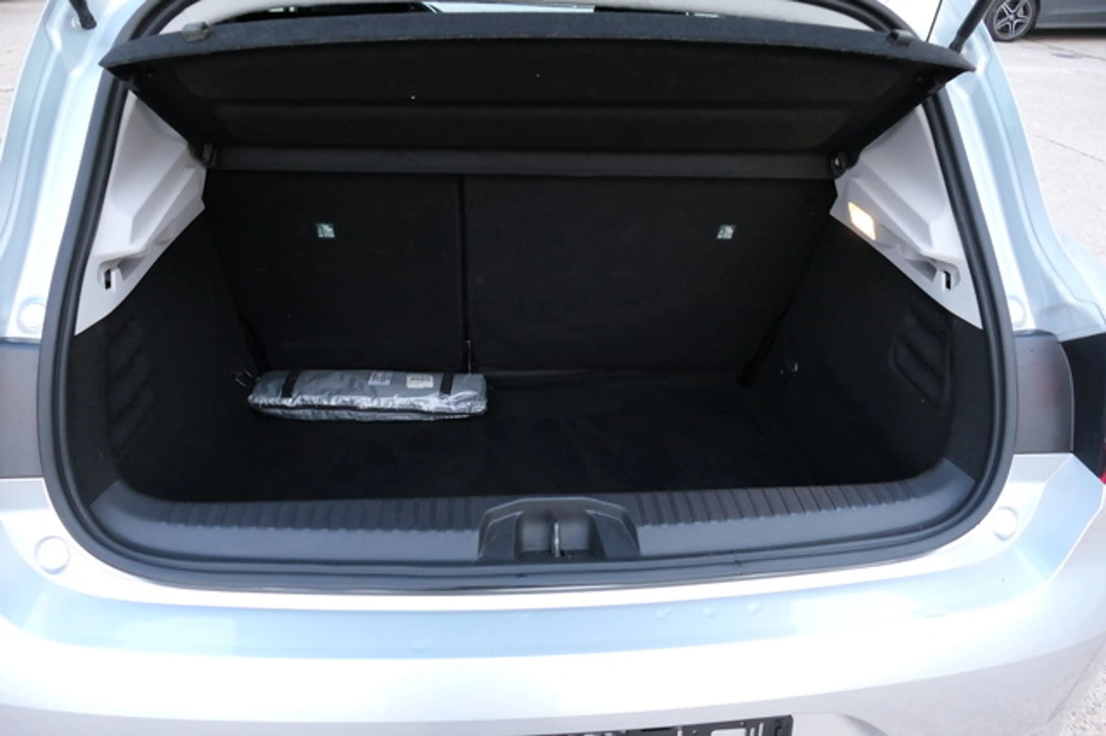 Renault Clio V Business Edition Klima Tempomat Sitzheizung — photo 6