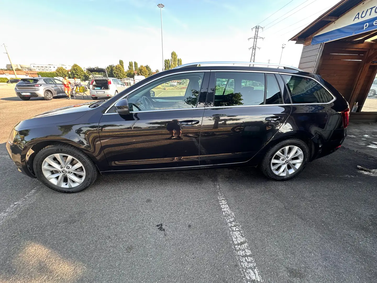 Skoda Octavia Octavia Wagon 2019 1.5 g-tec Executive 130cv dsg Nero - 1
