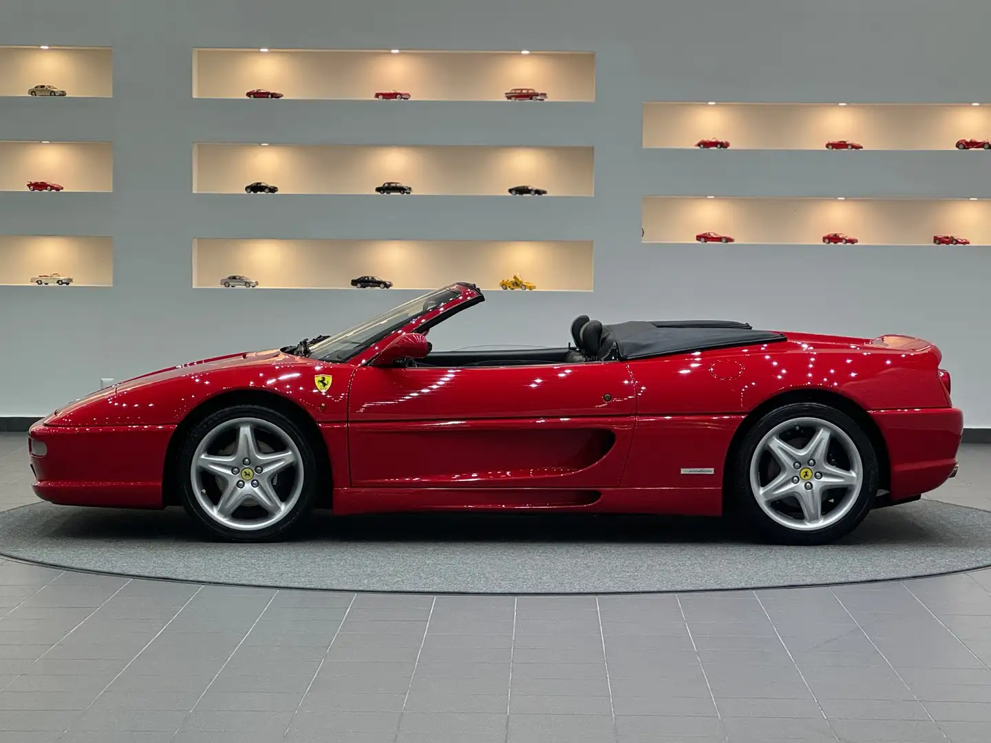 Ferrari F355 Spider *Ö-Erstauslieferung* 23Jahre in 1Hand* Rot - 2