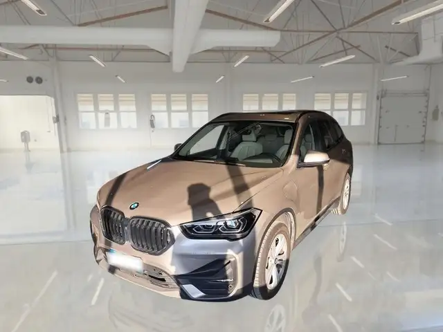 BMW X1 XDRIVE 25E BUSINESS ADVANTAGE AUTOMATICO SUV