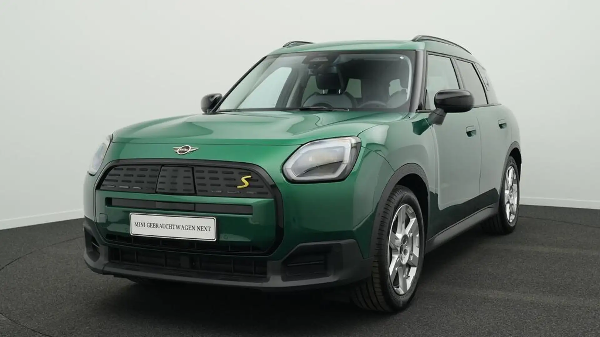 MINI Countryman SE All4 Classic Trim Vert - 1