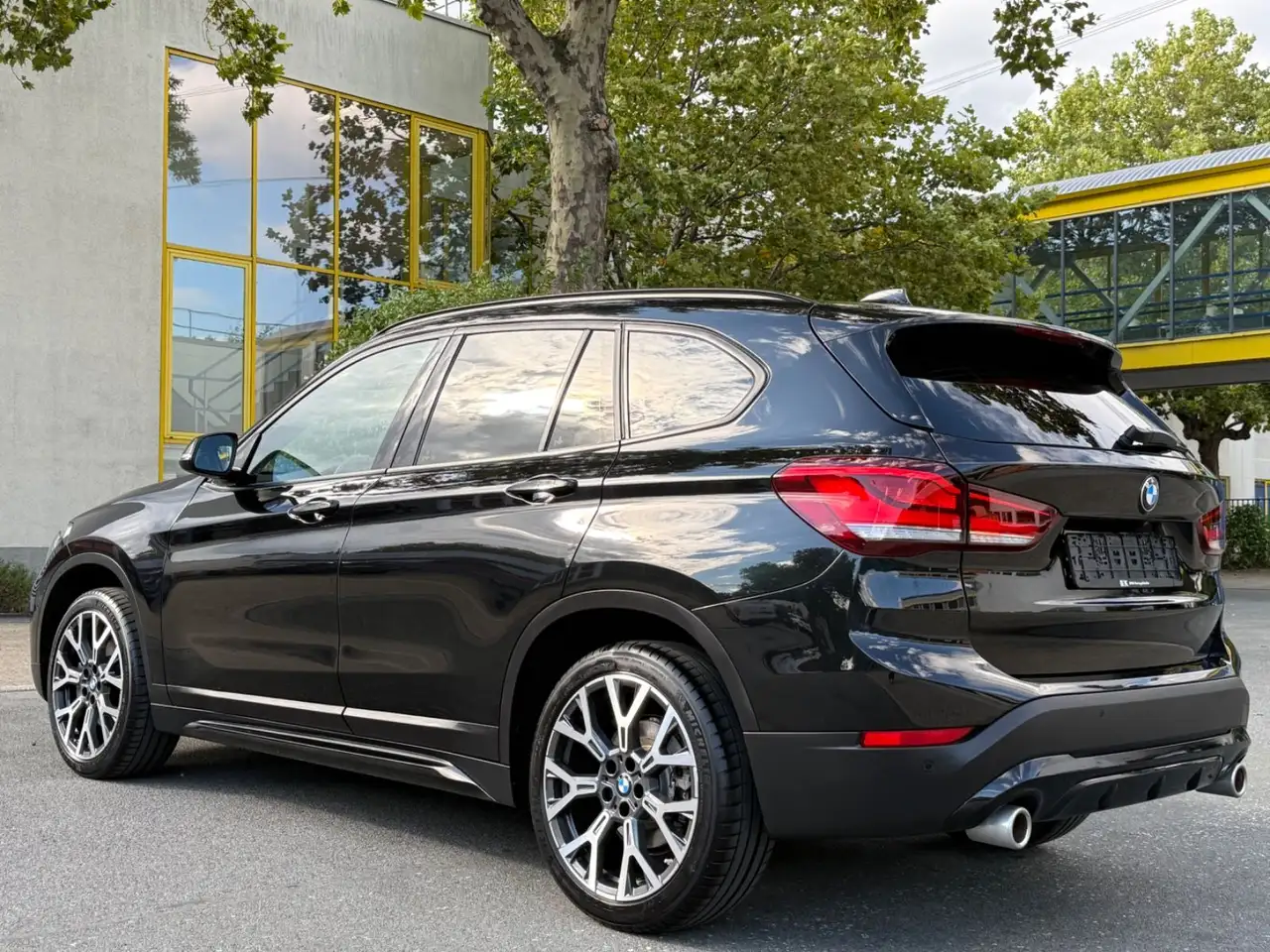BMW X1 20 i *SPORT-LINE*S-DRIVE*AMBIENTE*74TKM*, миниатюра 4
