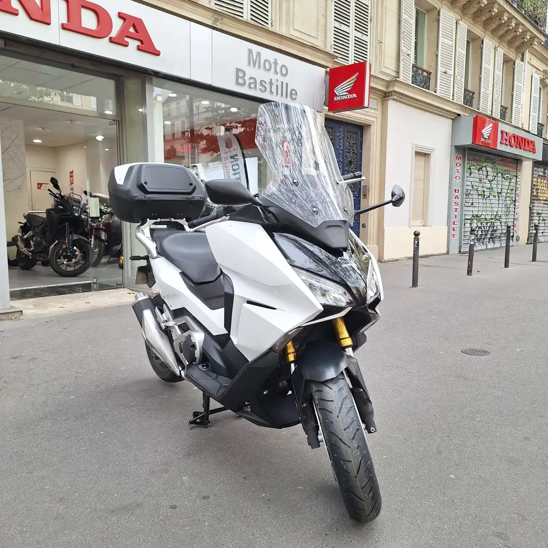 Honda Forza 750 Blanc - 1