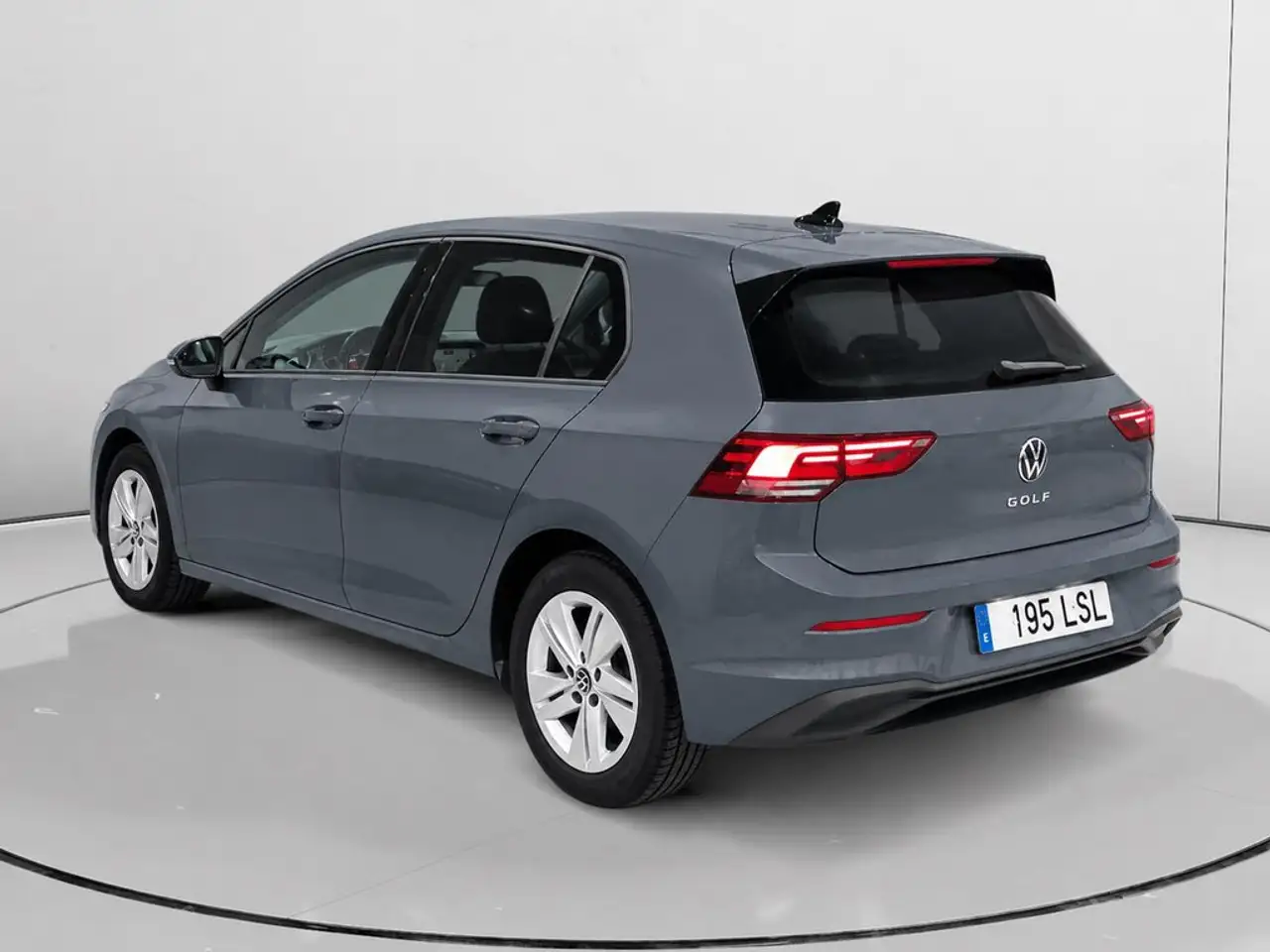 2020 Volkswagen Golf 2.0TDI Life DSG 110kW, photograph 5