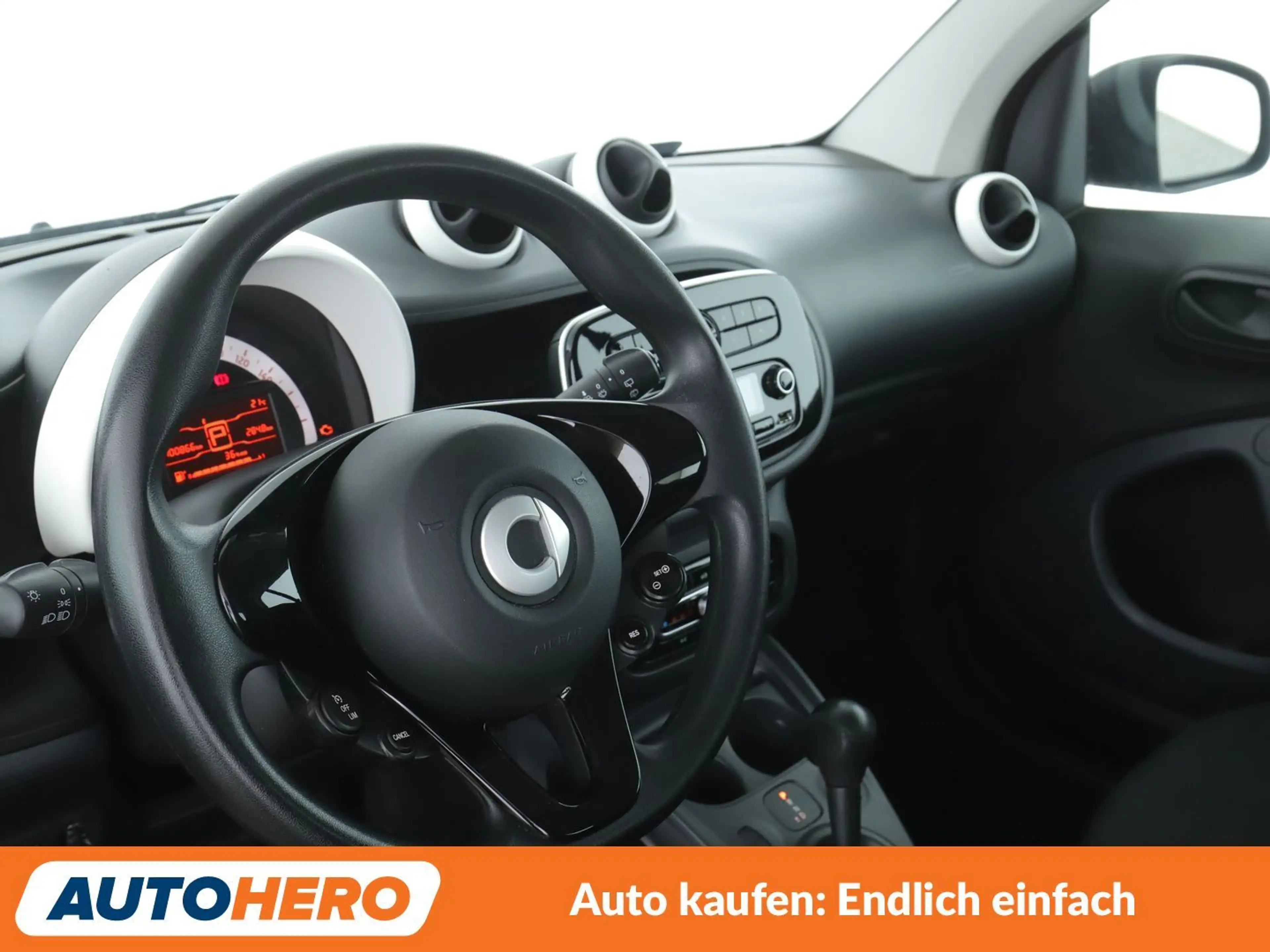 smart forTwo 1.0 Basis Standard Aut.*TEMPO*KLIMA* — photo 11