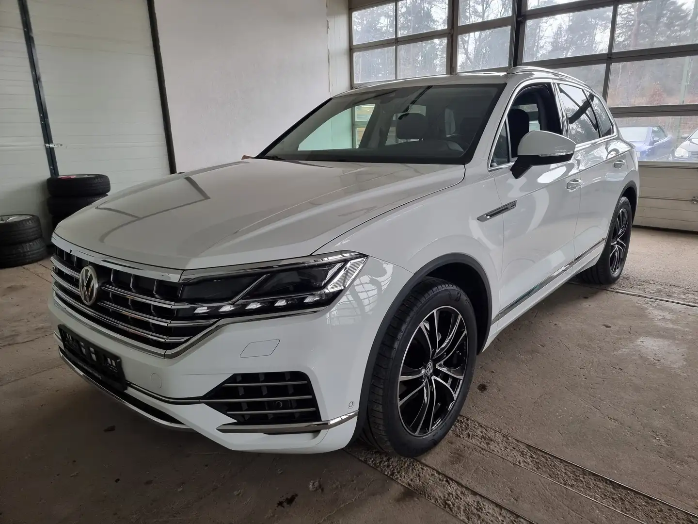 Volkswagen Touareg Virt-Cockpit "Pano"Matrix-Led"Allradlenkung Navi Weiß - 1