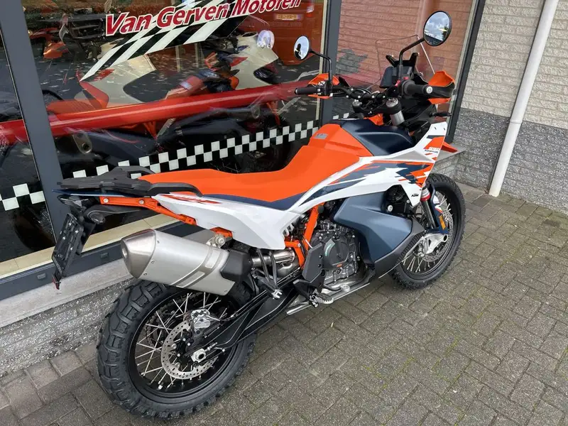 KTM 890 Adventure - foto 3