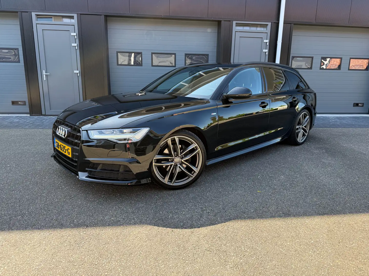Audi A6 3x S-Line 2.0 TDI 190pk Ultra S-Line Black-Edition Zwart - 1