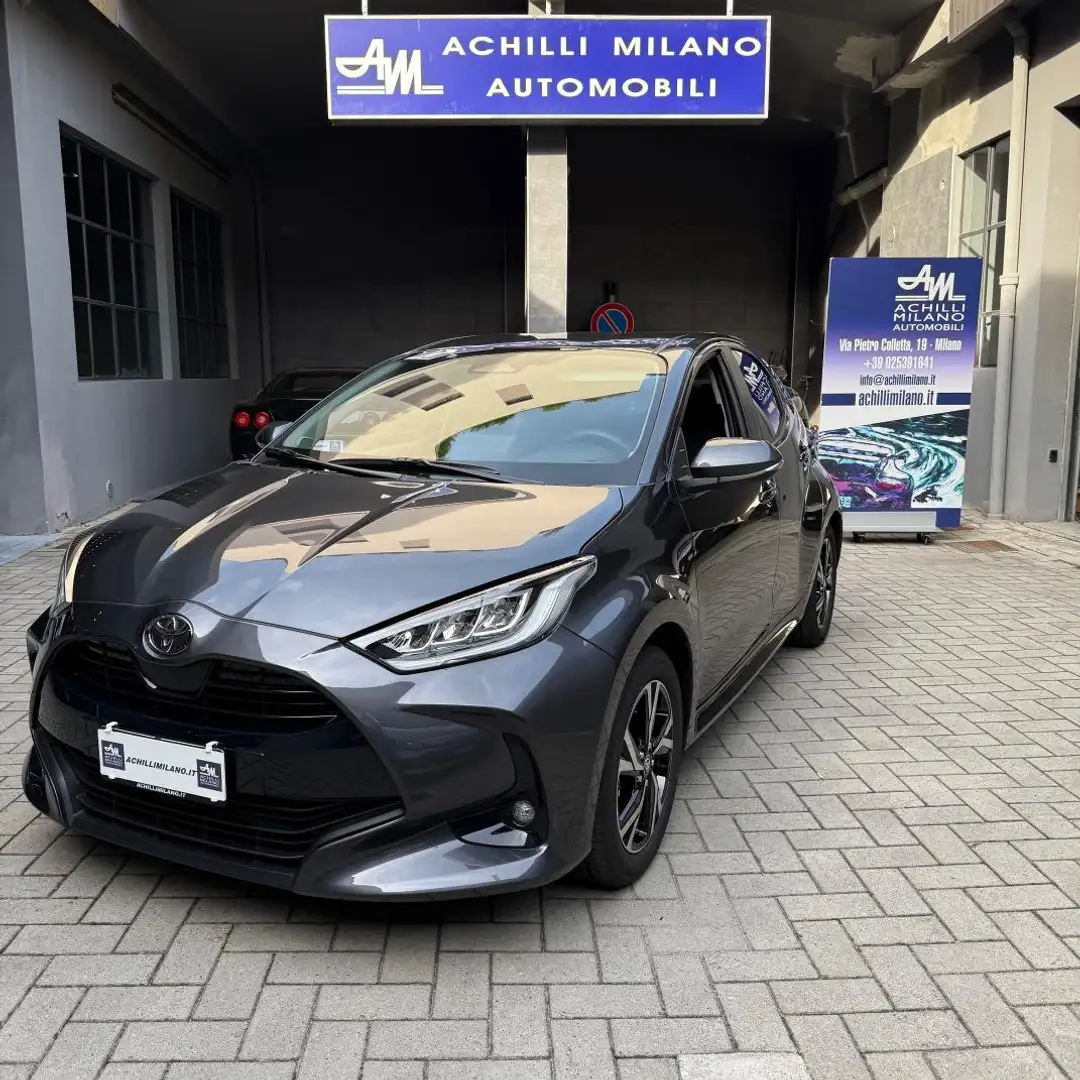 Toyota Yaris 1.5h Trend Grigio - 1