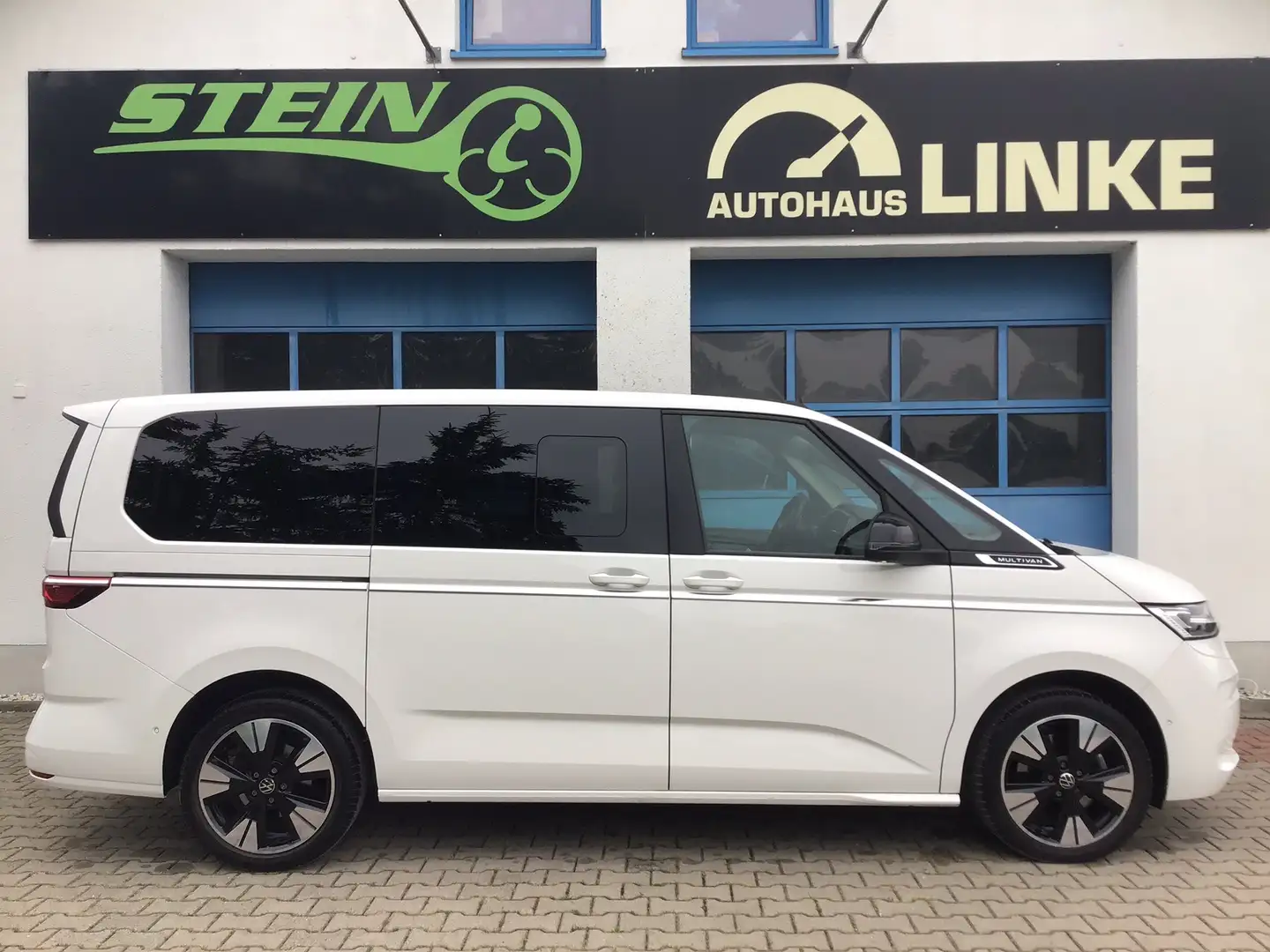 Volkswagen T7 Multivan DSG LÜ Style lang Harman Headup 19Zoll NP80 Blanc - 1