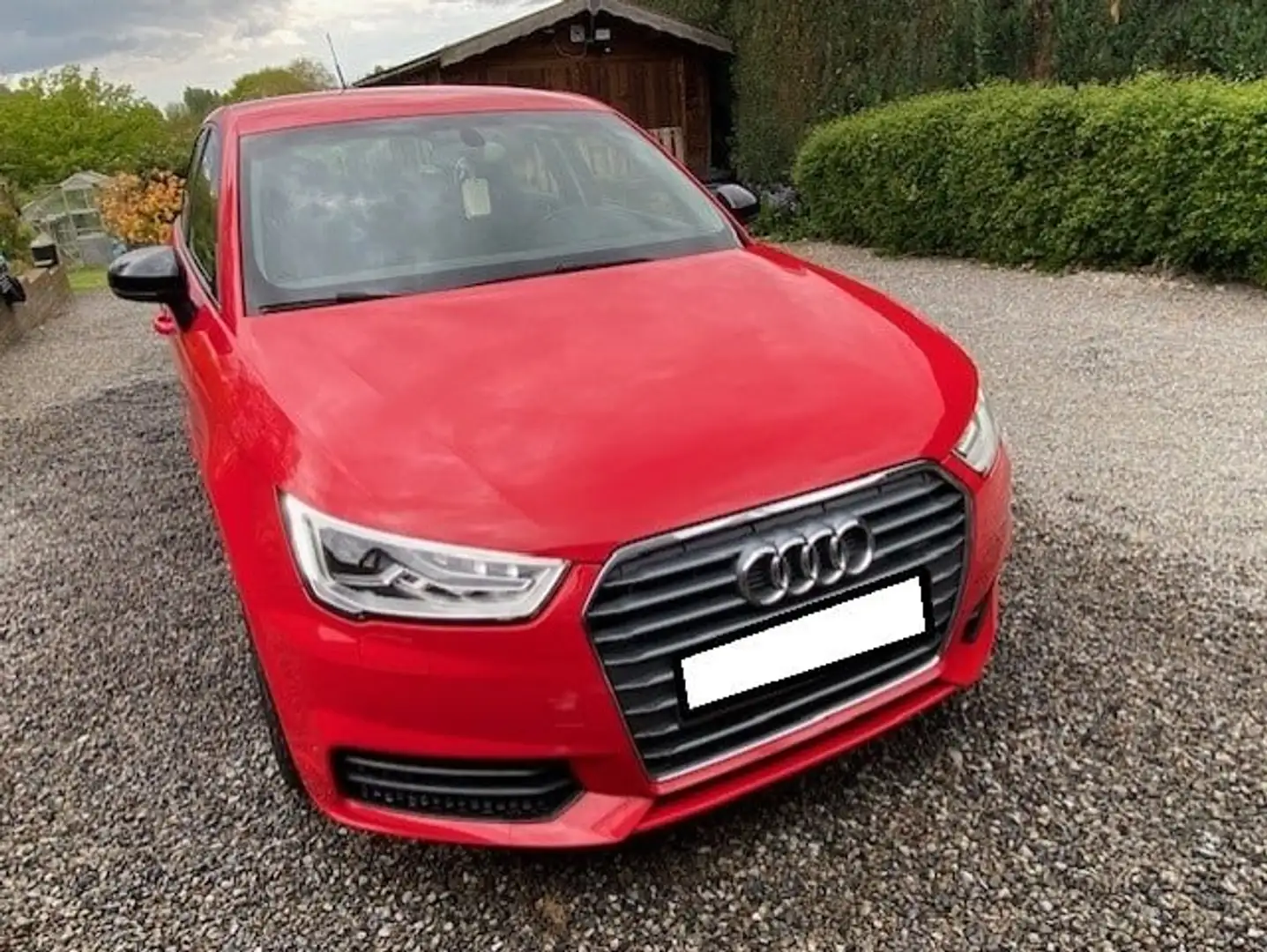 Audi A1 A1 Sportback 1.0 TFSI Rood - 1