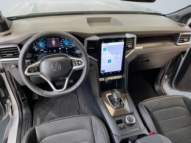 Volkswagen Amarok view 8