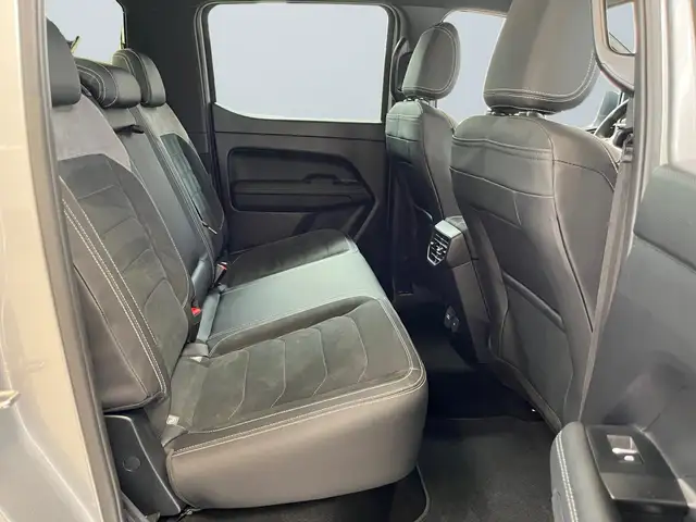 Volkswagen Amarok view 11