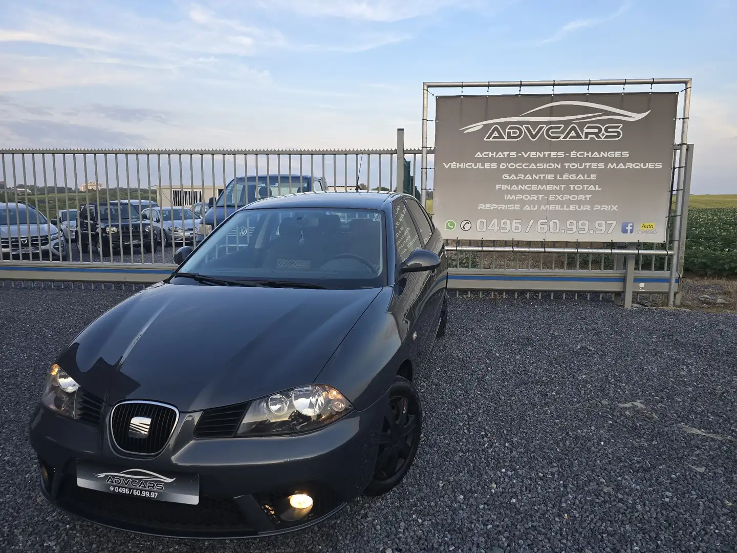 SEAT Ibiza 1.2i ✅️GARANTIE ✅️ AIRCO ✅️ 5 PORTES ✅️ 4 V.É Grijs - 1