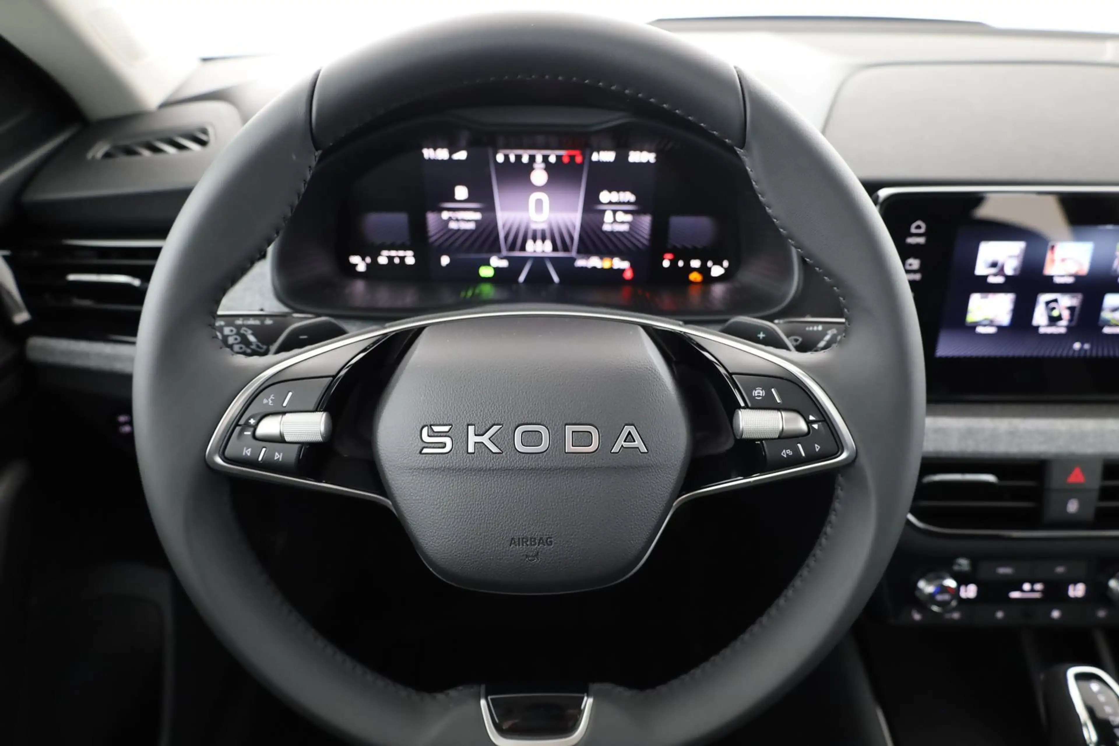 Skoda Kamiq Selection 1.5 TSI DSG Selection, AHK, LED, Kame... — photo 5