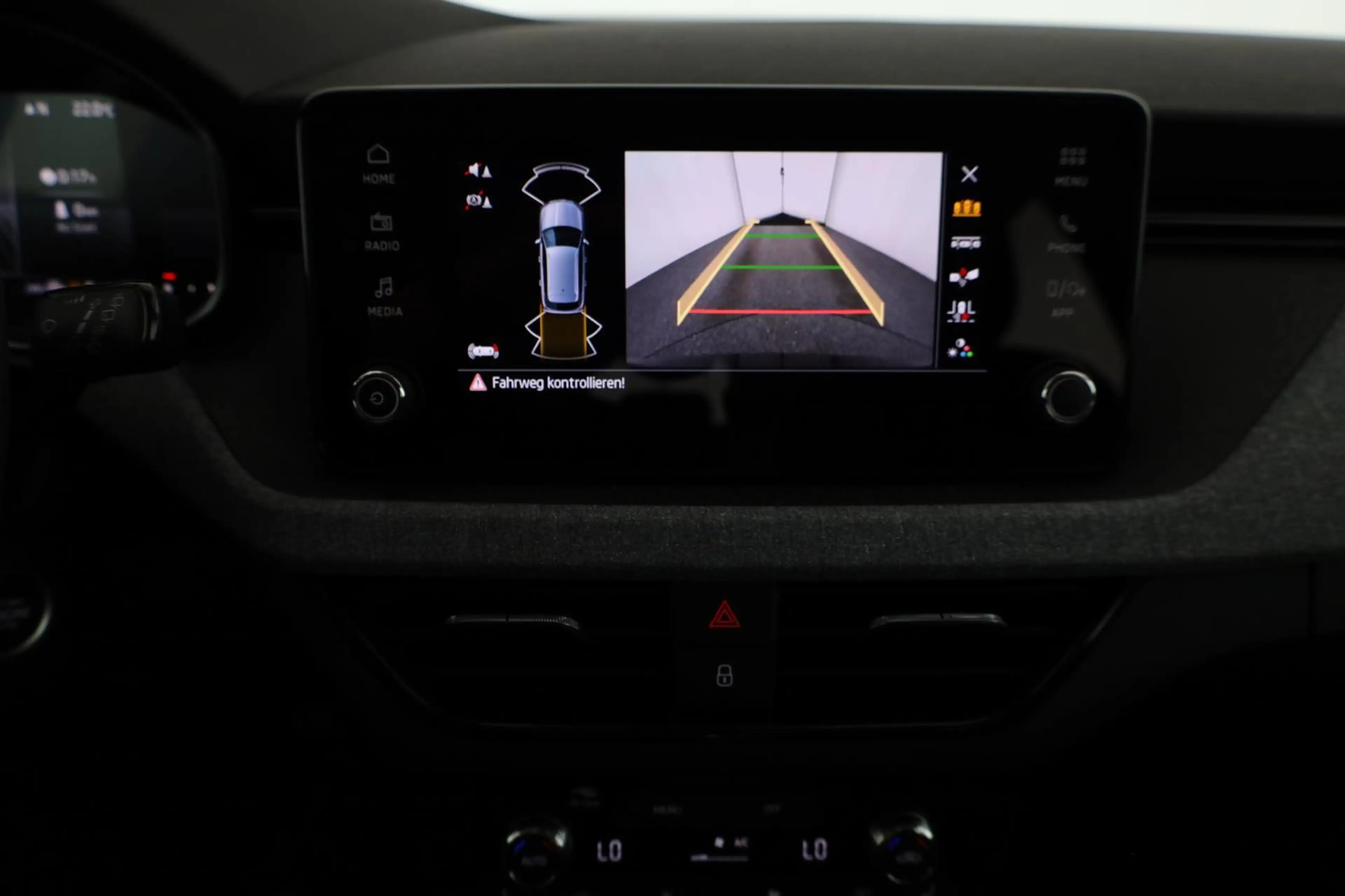 Skoda Kamiq Selection 1.5 TSI DSG Selection, AHK, LED, Kame... — photo 6