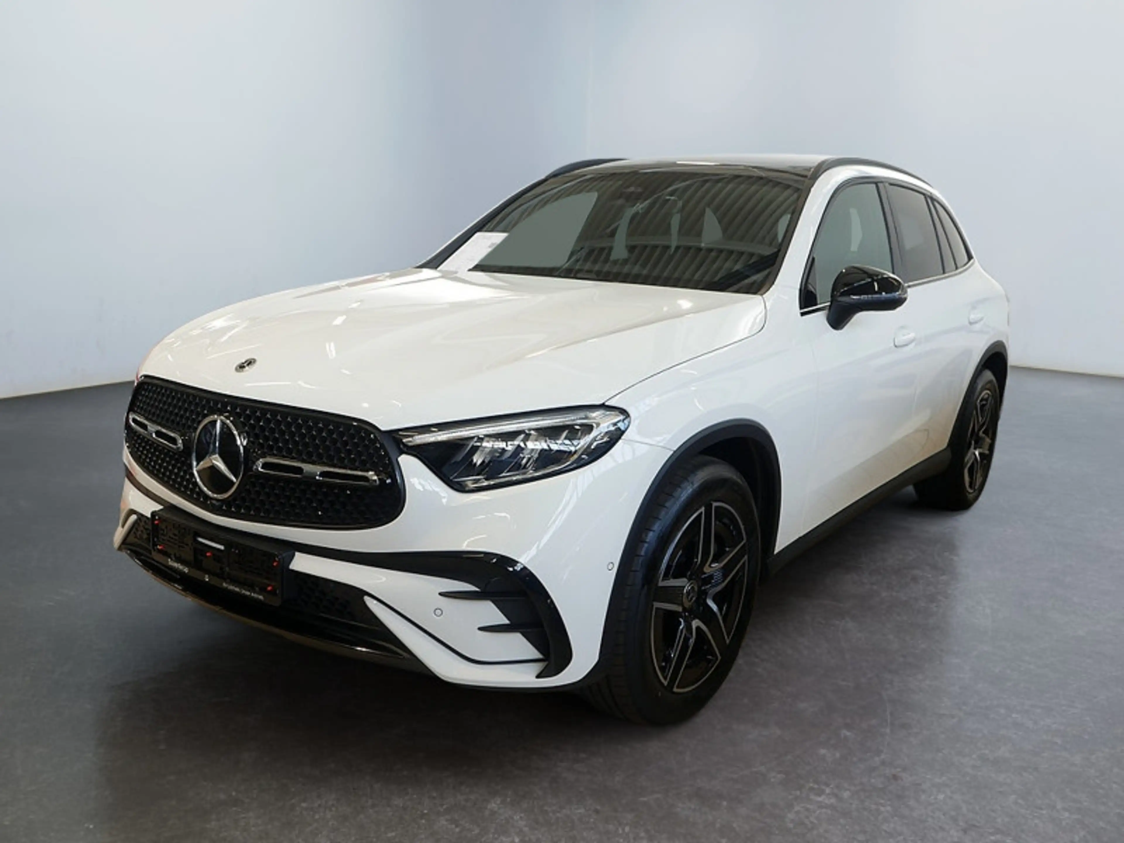 Mercedes-Benz GLC 200 4M , AMG NIGHT MEMO AHK KAMERA PANO SPUR — photo 2