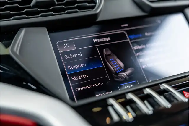 Lamborghini Urus view 29