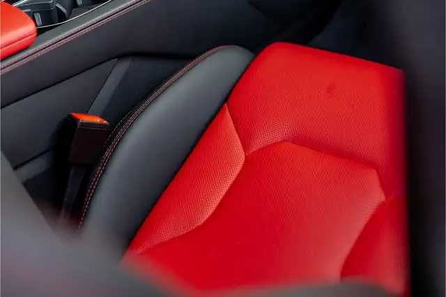 Lamborghini Urus view 12