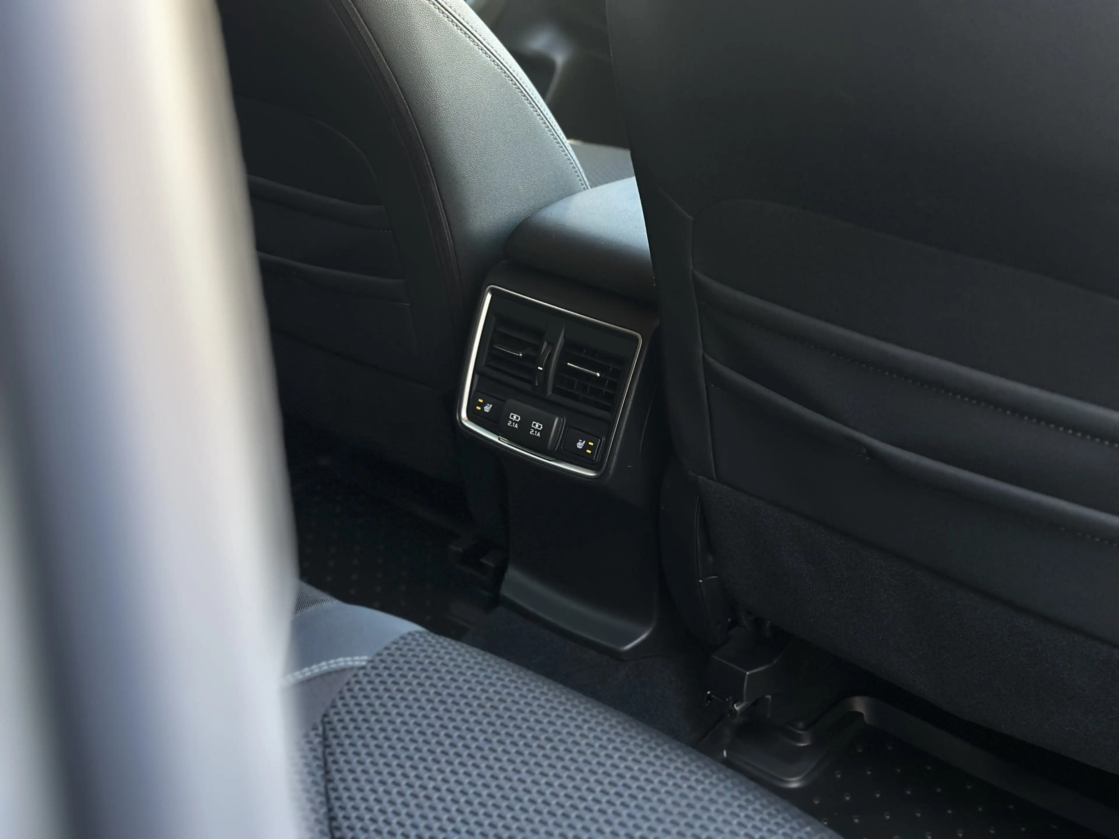 Subaru Forester 2.0i e-BOXER Comfort Automaat/Trekhaak/Parkeerhulp — photo 9