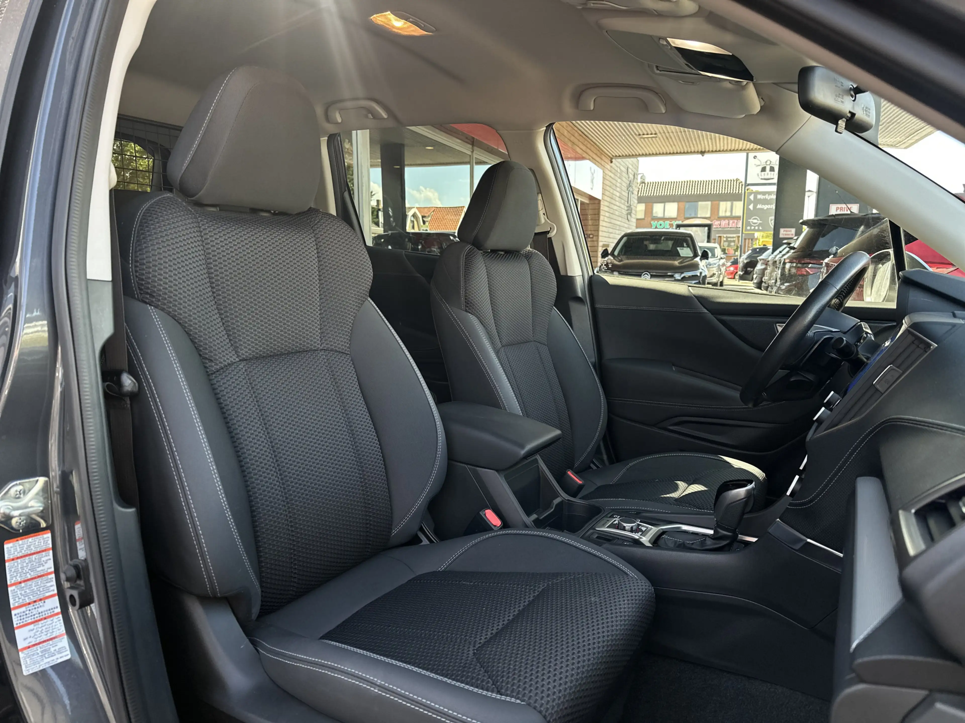 Subaru Forester 2.0i e-BOXER Comfort Automaat/Trekhaak/Parkeerhulp — photo 16