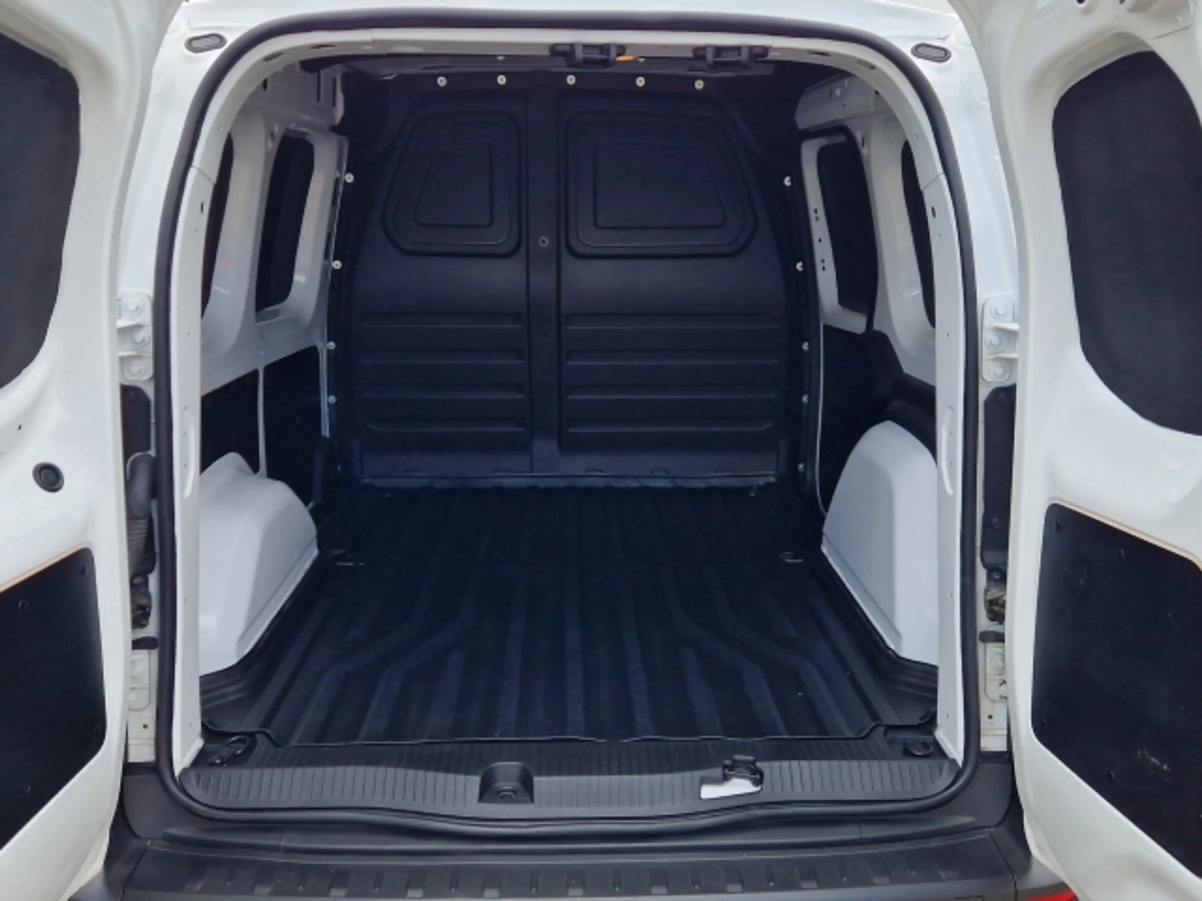 Nissan Townstar ACENTA VAN DIG-T 130 MT L1 *AHV*8-fach* — photo 11