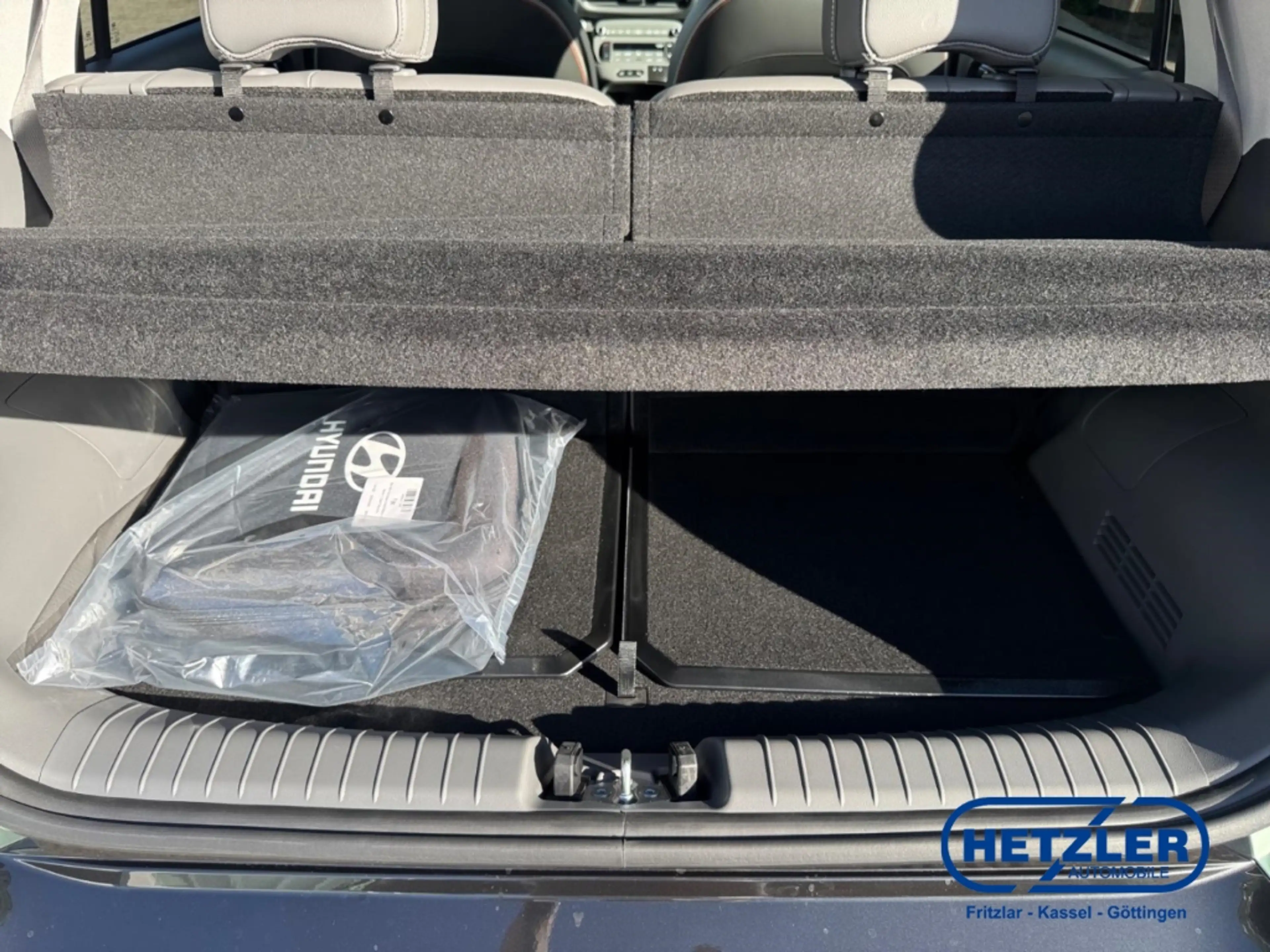 Hyundai Inster Elektro 49kWh Lounge Navi LED ACC Apple CarPlay An — photo 11