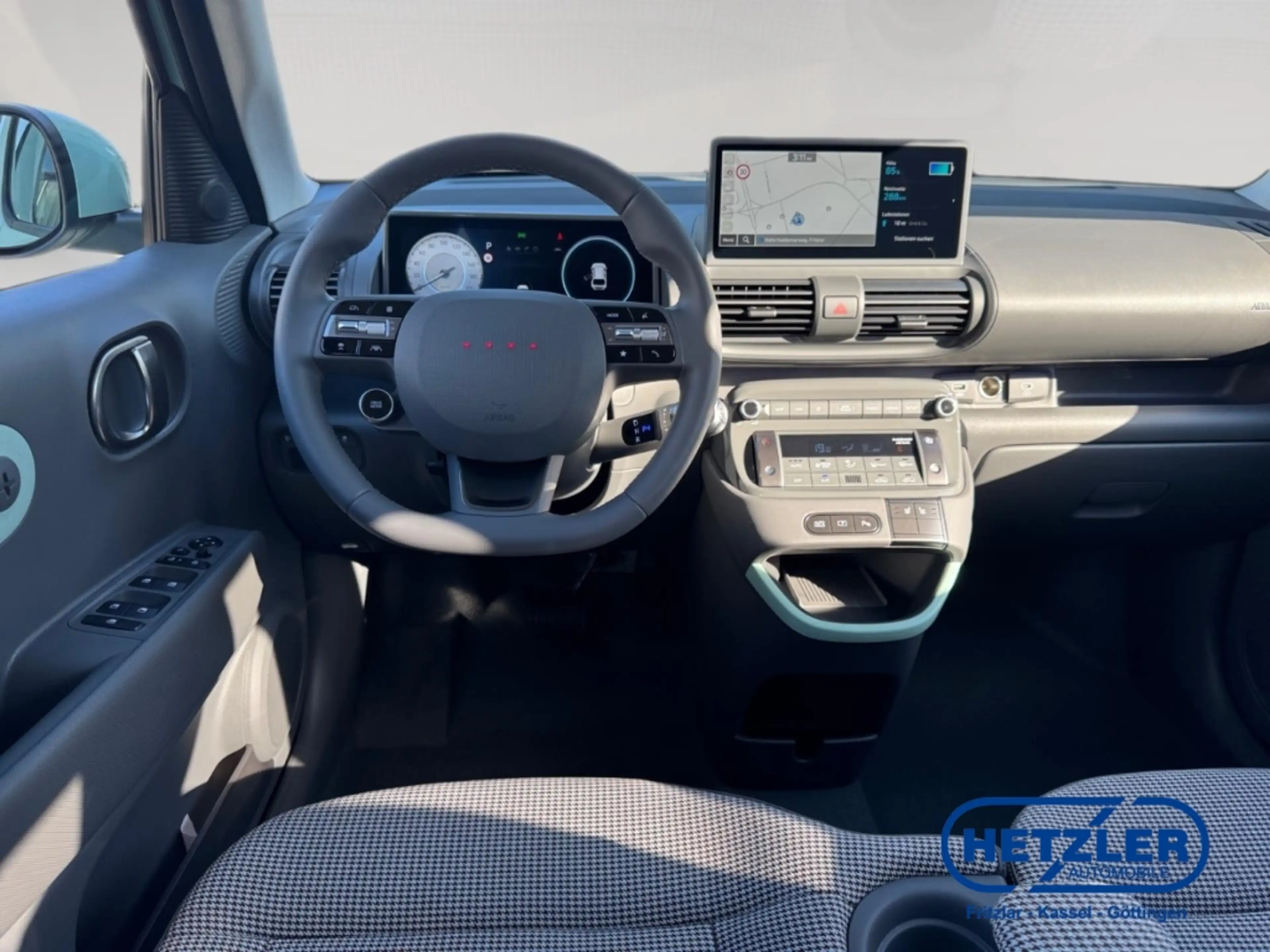 Hyundai Inster Elektro 49kWh Lounge Navi LED ACC Apple CarPlay An — photo 9