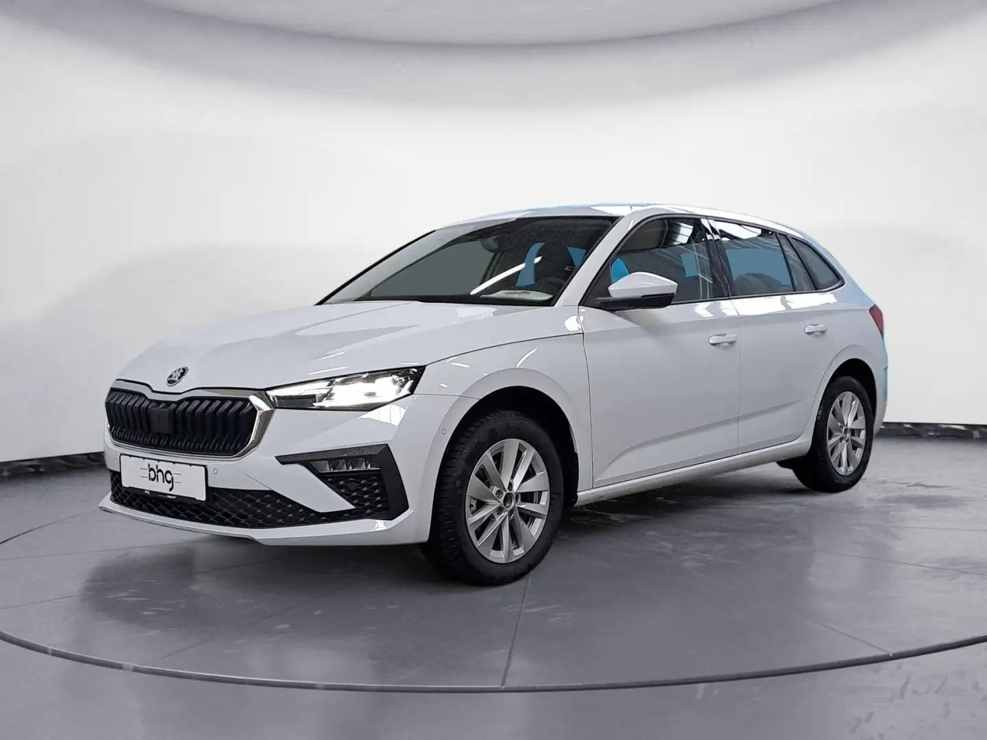 Skoda Scala Selection 1,0 TSI 7-Gang aut Weiß - 1