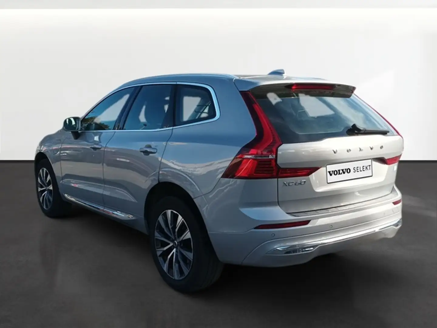 Volvo XC60 T6 Twin Recharge Inscription Expression Plateado - 2