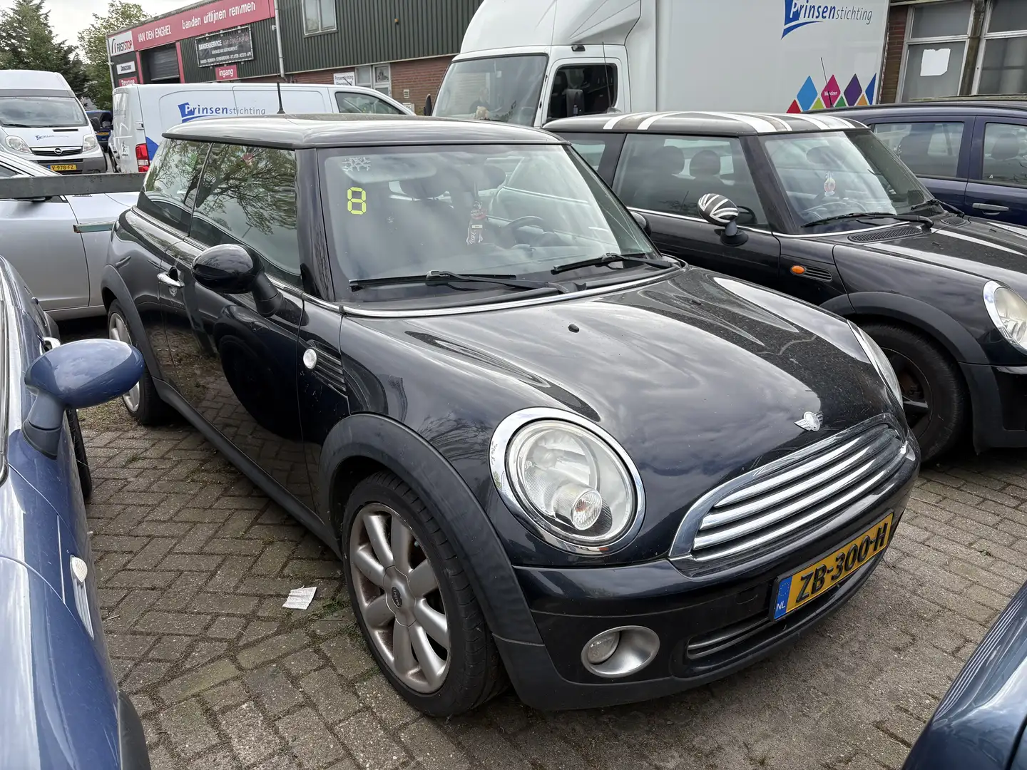 MINI Cooper 1.4 One Fekete - 1