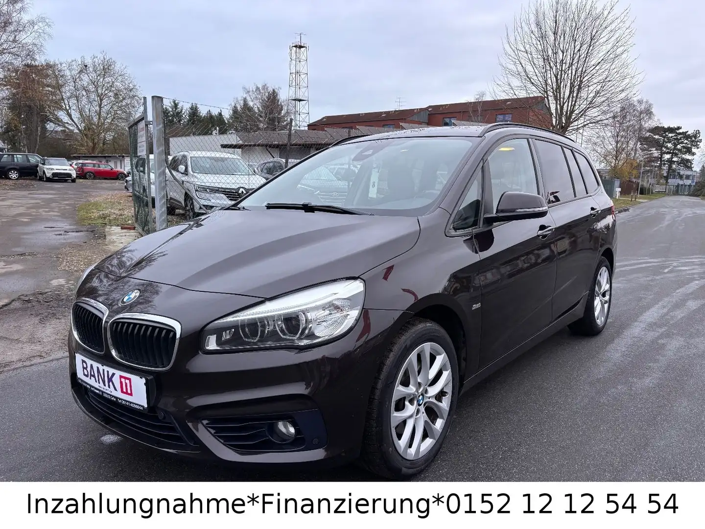 BMW 218 d Sport Line Коричневий - 2