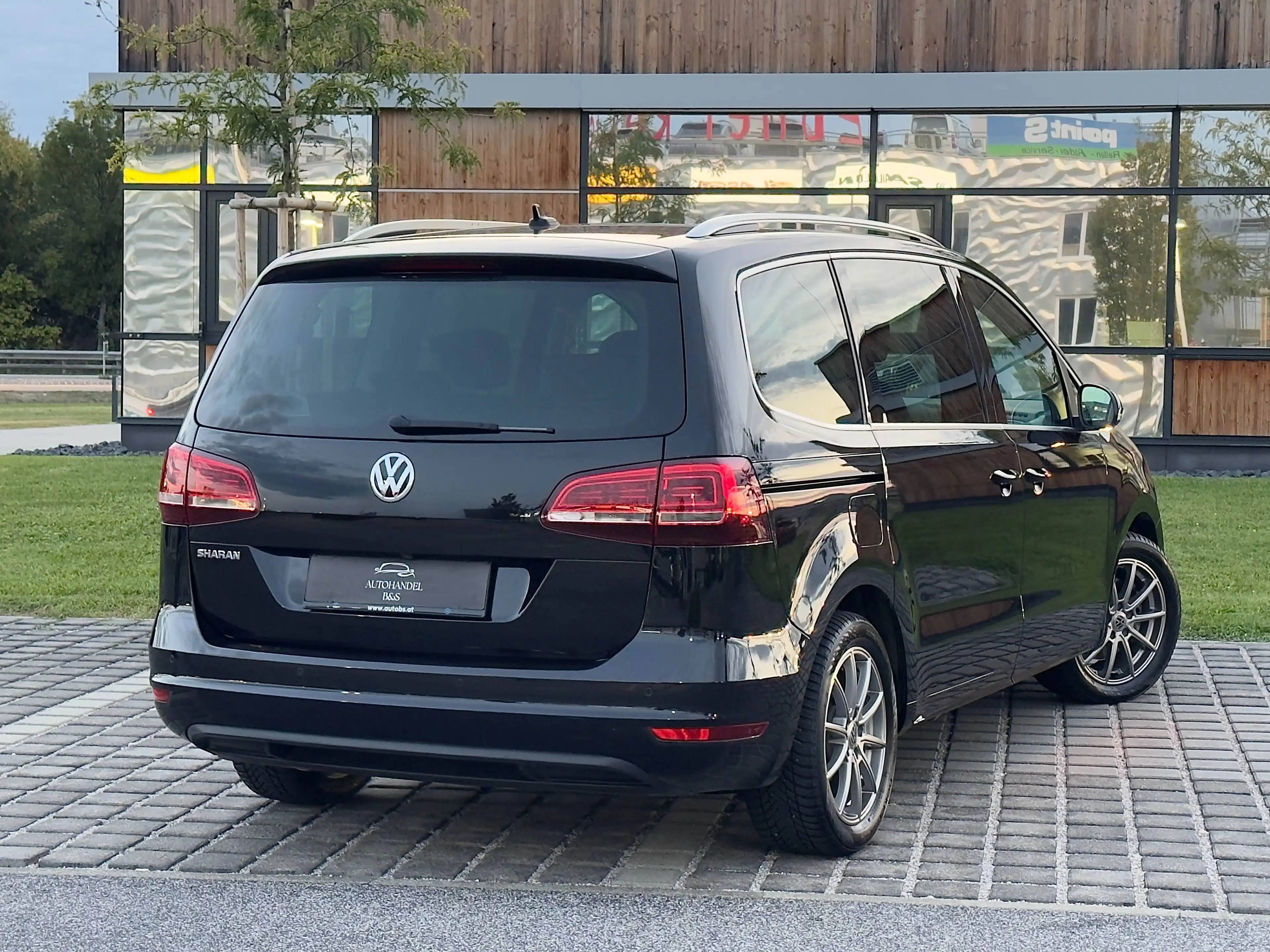 Volkswagen Sharan Sharan Business SCR 2,0 TDI 7 Sitze DSG 4Motion — photo 6