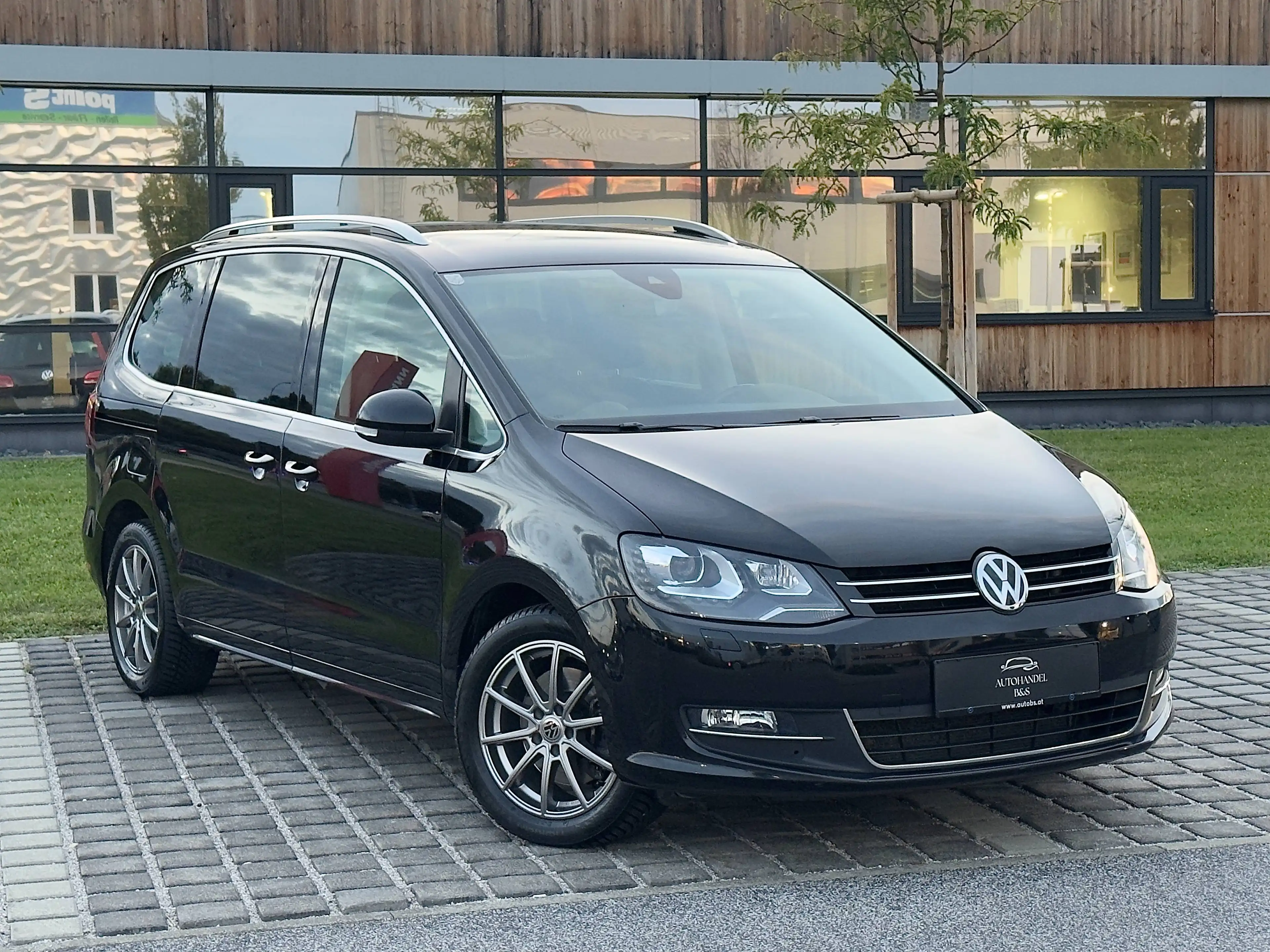 Volkswagen Sharan Sharan Business SCR 2,0 TDI 7 Sitze DSG 4Motion — photo 9