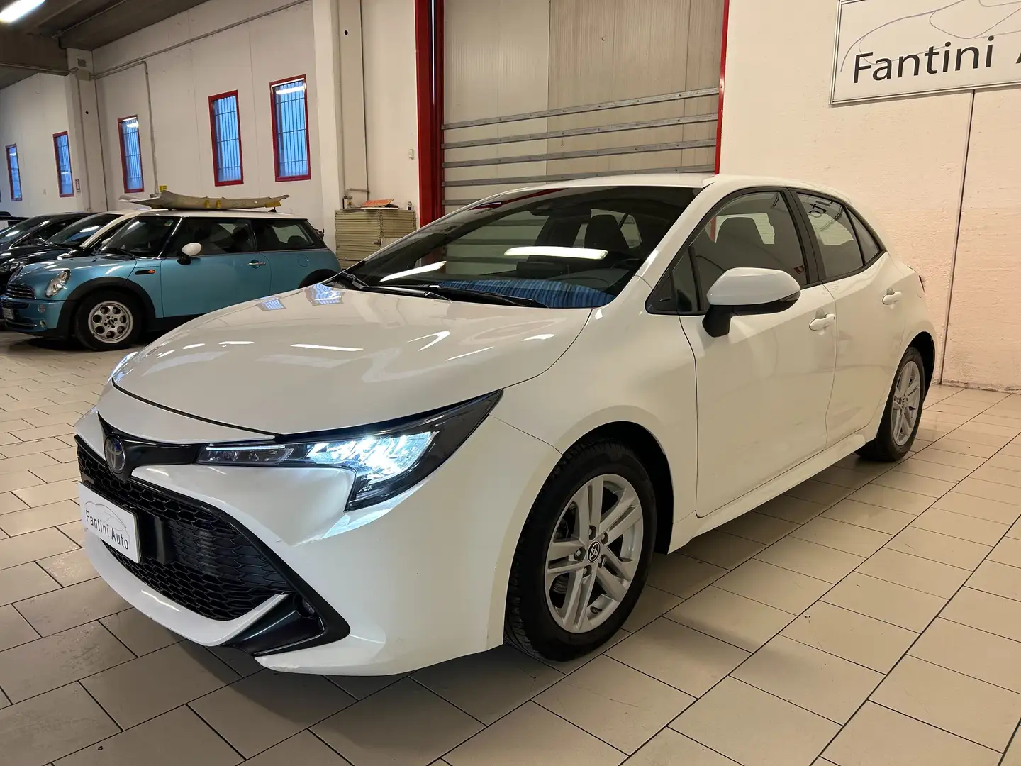 Toyota Corolla Active Business 1.8h-DETTAGLI IN DESCRIZIONE Fehér - 2