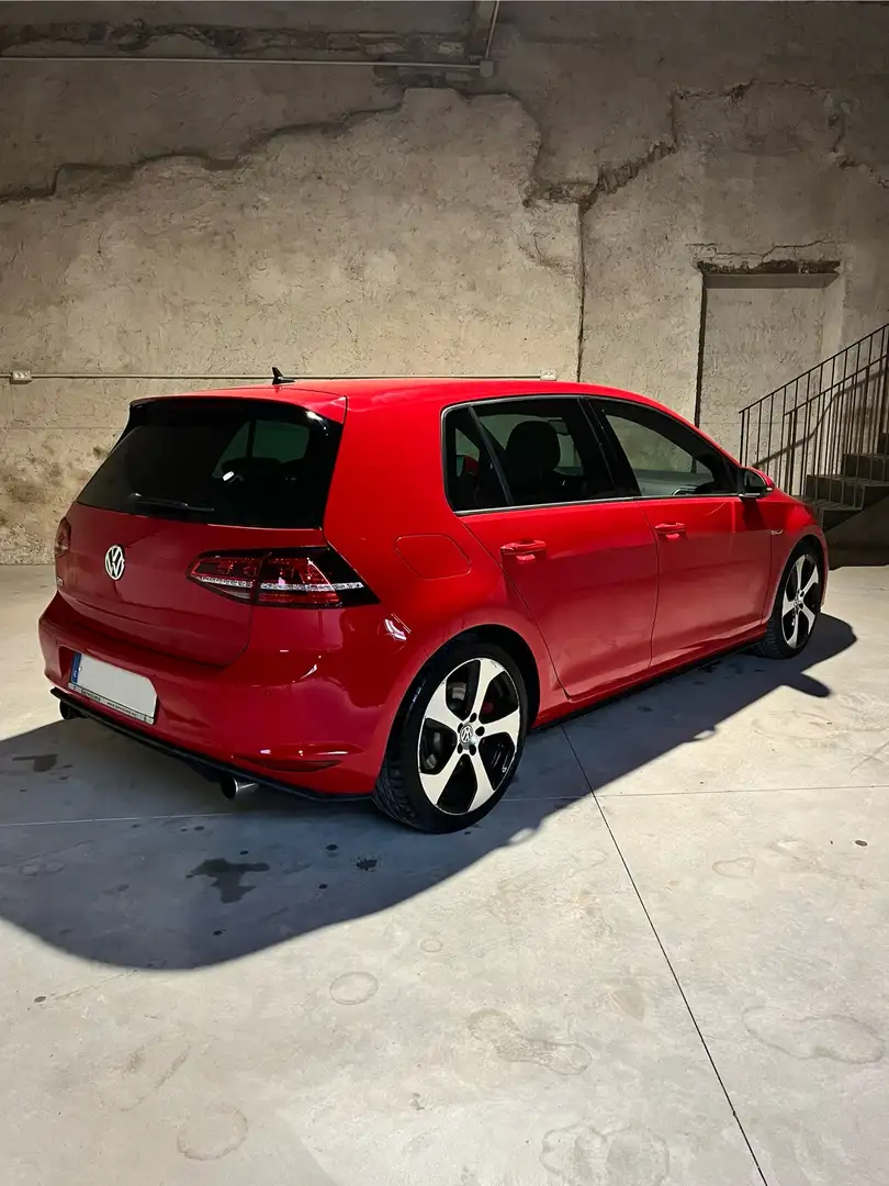 Volkswagen Golf GTI 2.0 TSI Performance 230 - 1
