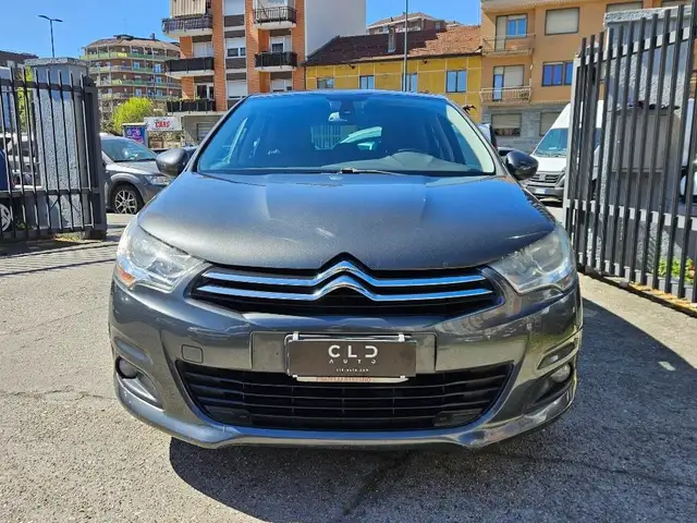 Citroen C4 view 2