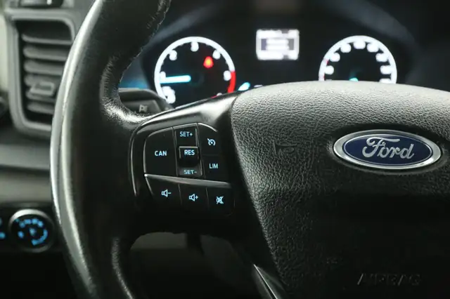Ford Transit Custom view 16