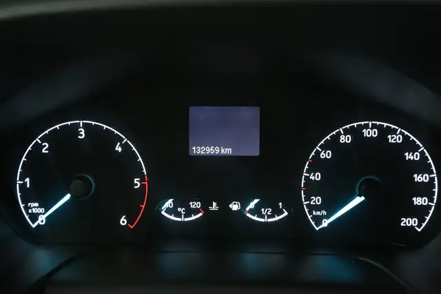 Ford Transit Custom view 13