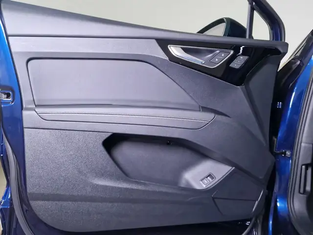 Audi Q4 E-Tron view 14