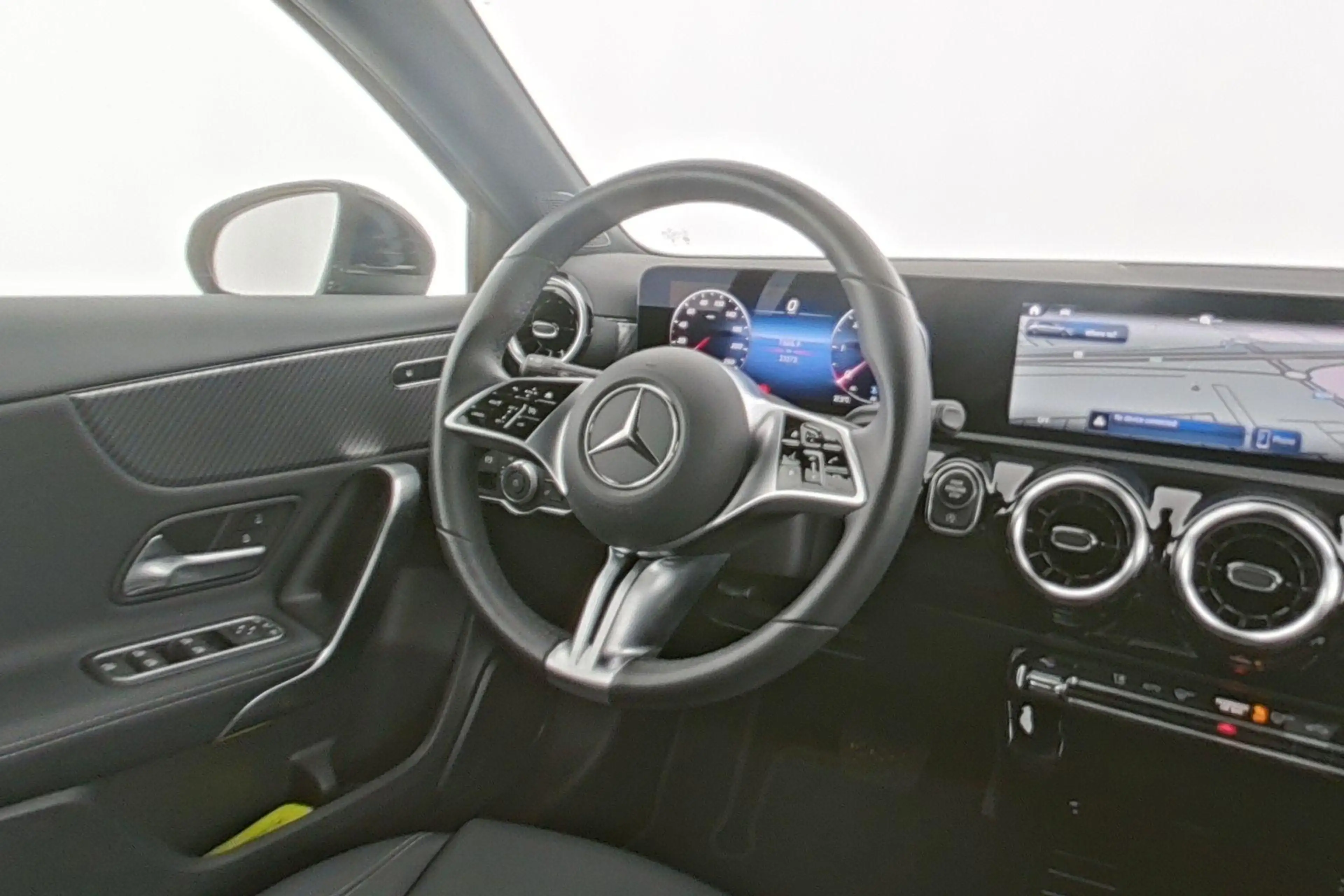 Mercedes-Benz A 180 180d Business Line — photo 13