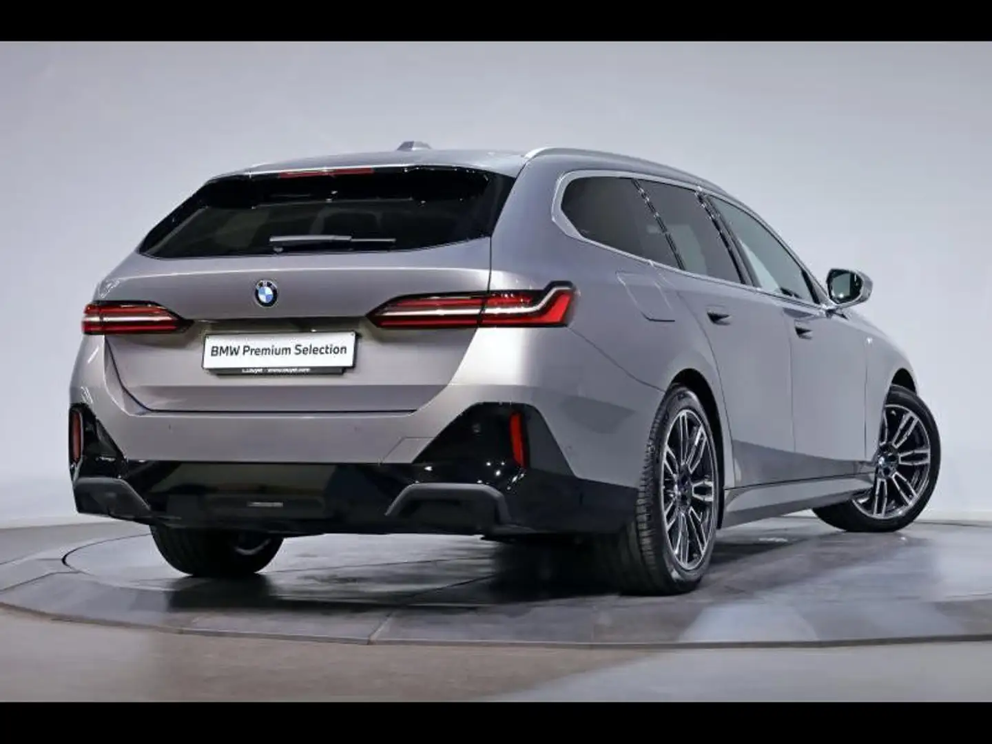 BMW 520 d Touring Kit M Sport Grijs - 2
