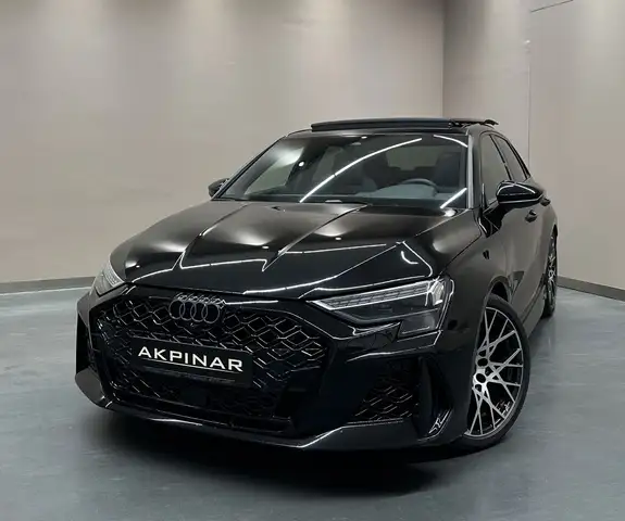 Audi RS3 Sportback 2.5 TFSI*BLACK*PANO*SONOS*RS-AGA*